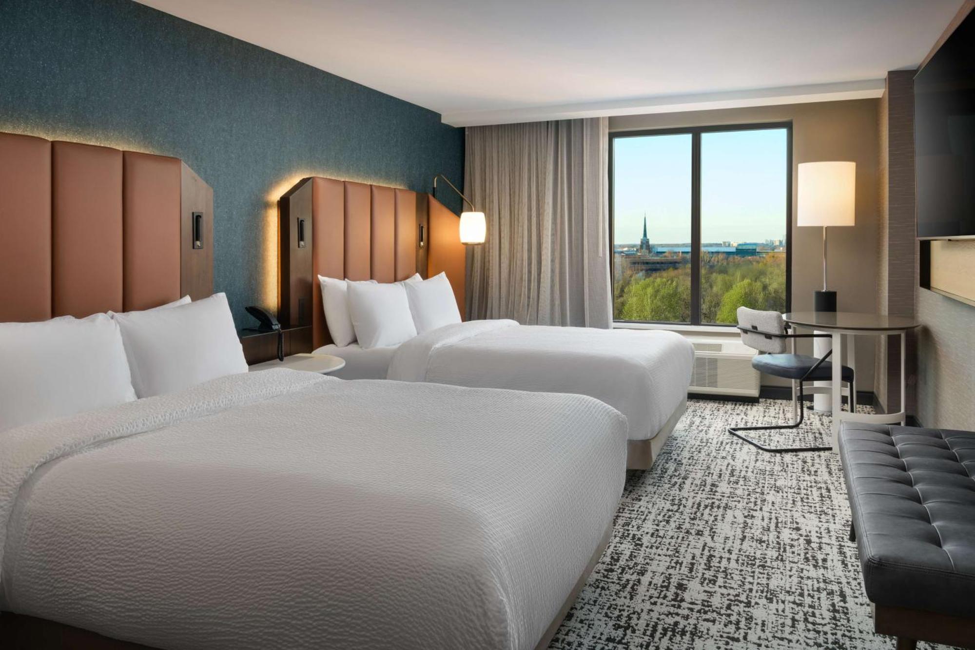 Готель Tempo By Hilton Raleigh Downtown Екстер'єр фото